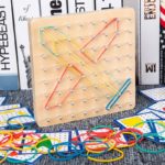 plaque montessori a elastiques avion example