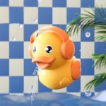 Un Kit de Jouets de Plage - Jeu de Sable Aquatique se trouve dans une baignoire.