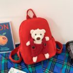 Un Sac à Dos Personnalisé Ours en Peluche pour Filles et Garçons avec un ours en peluche.