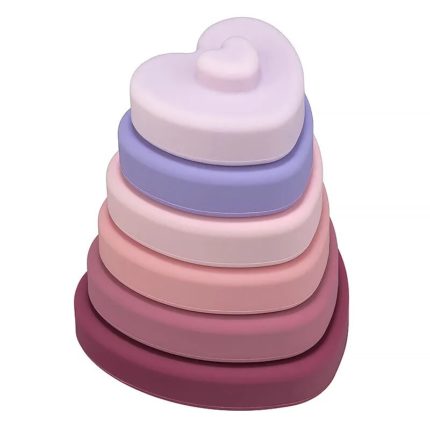 Une pile d'empileurs en forme de coeur rose et violet.