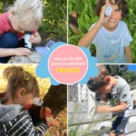 Quatre enfants explorent la nature avec le Microscope de Poche pour Enfant, portable et grossissant jusqu'à 120x. Une affiche centrale graphique "Plus de 20000 parents satisfaits" avec cinq étoiles jaunes.