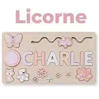 Puzzle en bois personnalisé avec le nom « Charlie » et des pièces sur le thème de la licorne.