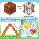 Schéma présentant un jouet Mine Blocks de 2x2 cm, sa structure interne, son étiquette sans BPA avec des blocs sur des perles et une arche construite à partir de blocs ; inspiré de Mine Blocks - L'univers virtuel dans la vie réelle pour favoriser l'apprentissage des 3 à 7 ans.